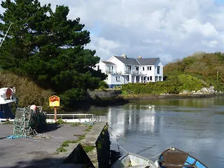 The Heron's Cove Hotel